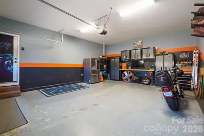 1107 16th Avenue Place NW, Hickory, NC 28601 - Photo 33