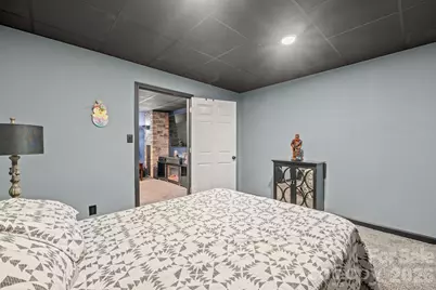 1107 16th Avenue Place NW, Hickory, NC 28601 - Photo 43