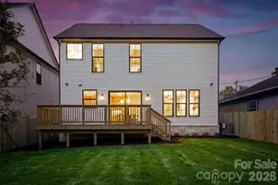 1637 Longfellow St, Charlotte, NC 28205 - Photo 3