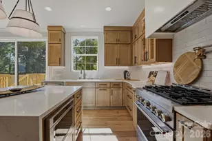 1637 Longfellow St, Charlotte, NC 28205 - Photo 19