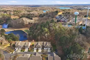 719 Deerbrook Ln, Fort Mill, SC 29708 - Photo 1