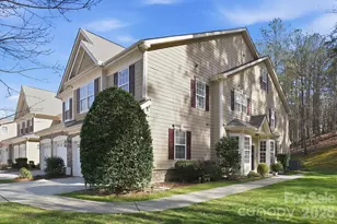 719 Deerbrook Ln, Tega Cay, SC 29708 - Photo 3