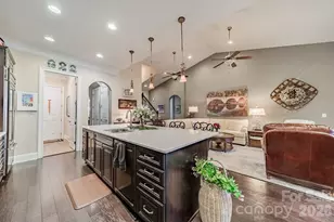 614 Pomegranate Pl, Fort Mill, SC 29708 - Photo 9