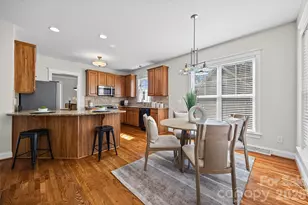 1039 Hunters Run Dr, Tega Cay, SC 29708 - Photo 7