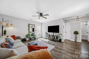 1189 W Elizabeth St, Pageland, SC 29728 - Photo 5