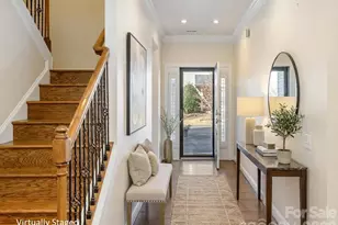 133 Towne Pl Dr, Hendersonville, NC 28792 - Photo 3