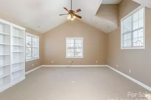 133 Towne Pl Dr, Hendersonville, NC 28792 - Photo 31