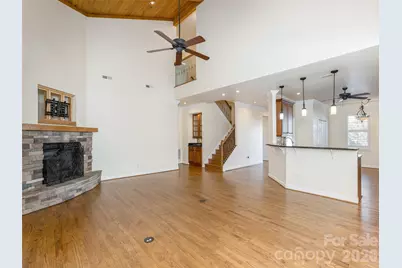 133 Towne Place Drive, Hendersonville, NC 28792 - Photo 7