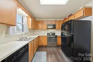 5216 Bethel Church Rd, Hickory, NC 28602 - Photo 13