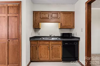 1036 Wexford Place NW, Concord, NC 28027 - Photo 7