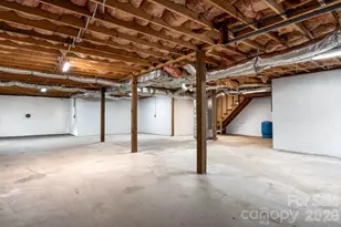 7215 Hwy 421 Hwy N, Vilas, NC 28692 - Photo 31