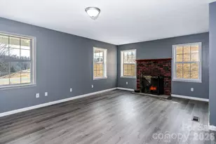 7215 Hwy 421 Hwy N, Vilas, NC 28692 - Photo 9