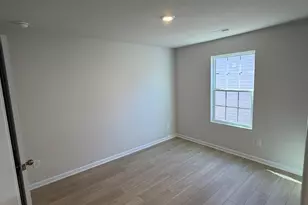 251 W 18th St, Kannapolis, NC 28081 - Photo 7