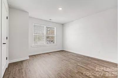 104 10th Avenue SE, Hickory, NC 28602 - Photo 17