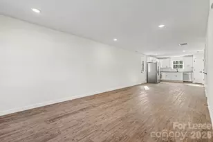 104 10th Ave SE, Hickory, NC 28602 - Photo 5