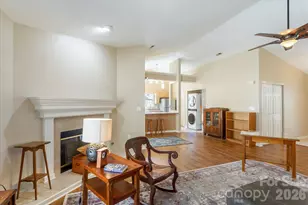 2625 Middleton Cir, Hendersonville, NC 28791 - Photo 13