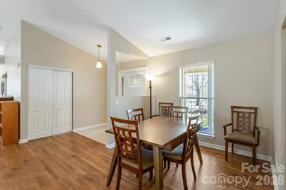 2625 Middleton Circle, Hendersonville, NC 28791 - Photo 7