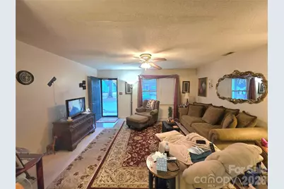 2110 Twin Avenue, Gastonia, NC 28052 - Photo 9