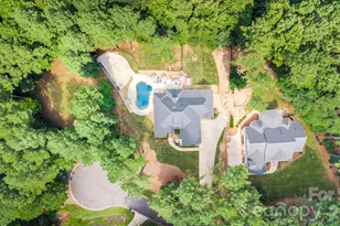 2418 Talbot Ct, Sherrills Ford, NC 28673 - Photo 33