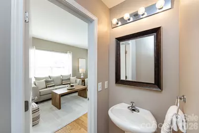 420 W Worthington Avenue, Charlotte, NC 28203 - Photo 9