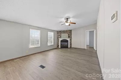 1024 Rogue Court, Kannapolis, NC 28081 - Photo 17