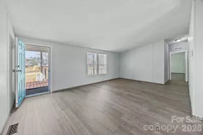 1024 Rogue Court, Kannapolis, NC 28081 - Photo 9