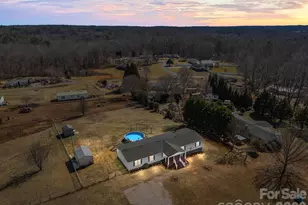 1024 Rogue Ct, Kannapolis, NC 28081 - Photo 1