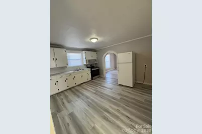 32 Pearl Street, Granite Falls, NC 28681 - Photo 15