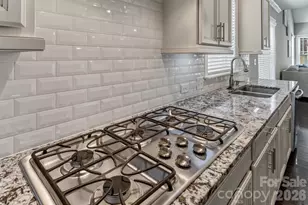 12520 Old Westbury Dr, Cornelius, NC 28031 - Photo 23