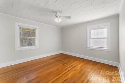 2977 US Highway 70 None W, Marion, NC 28752 - Photo 13