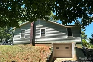 1174 Stacy Hill Rd, Marion, NC 28752 - Photo 5