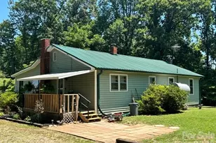 1174 Stacy Hill Rd, Marion, NC 28752 - Photo 9