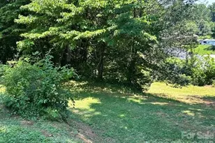 1174 Stacy Hill Rd, Marion, NC 28752 - Photo 11