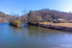 990 Hornet Dr, Whittier, NC 28789 - Photo 29