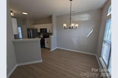 5320 Jocelyn Lane, Charlotte, NC 28269 - Photo 5