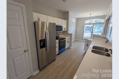 5320 Jocelyn Lane, Charlotte, NC 28269 - Photo 3