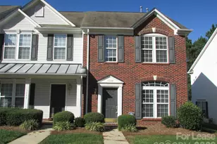 5320 Jocelyn Ln, Charlotte, NC 28269 - Photo 1