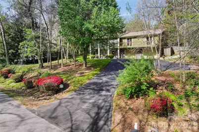 3017 Chestnut Tree Road, Hendersonville, NC 28792 - Photo 3