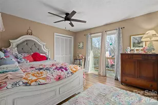 3017 Chestnut Tree Rd, Hendersonville, NC 28792 - Photo 25