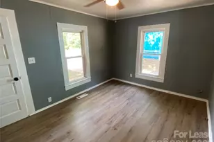 1005 Rickert St, Statesville, NC 28677 - Photo 3