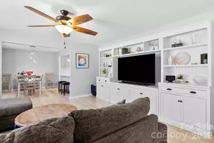 15 Blueberry Hill Rd, Asheville, NC 28804 - Photo 3