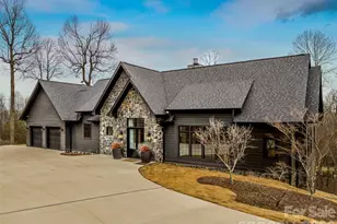 241 Tower Cir, Hendersonville, NC 28739 - Photo 1