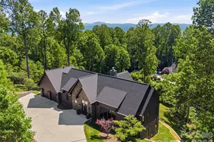 241 Tower Cir, Hendersonville, NC 28739 - Photo 3