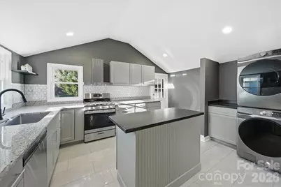 330 Harrington Street NW, Lenoir, NC 28645 - Photo 11