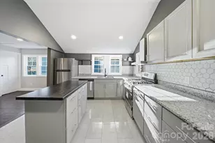 330 Harrington St NW, Lenoir, NC 28645 - Photo 13