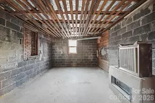 330 Harrington St NW, Lenoir, NC 28645 - Photo 35