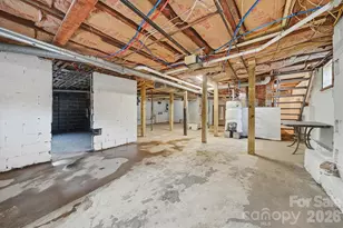 330 Harrington St NW, Lenoir, NC 28645 - Photo 31