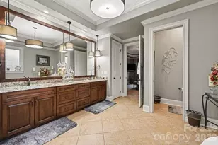 300 Old Hickory Ct, Fort Mill, SC 29715 - Photo 11