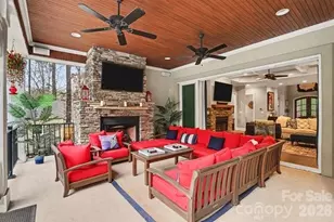 300 Old Hickory Ct, Fort Mill, SC 29715 - Photo 3