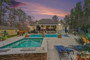 300 Old Hickory Ct, Fort Mill, SC 29715 - Photo 19